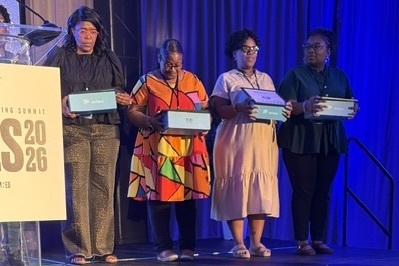 During EdFarm’s Future of Learning Summit last week, scholars and educators from the Virtual Academy of Learning earned special recognition! Brothers Chris Calmo Hernandez and Anibal Calmo Hernandez were the Birmingham Regional Winners of Confident Coders Meanwhile, Kristen Fluker and Brittney Gibson also completed the Teacher Fellows program, with Ms. Fluker earning the Superlative Award. #SuccessStartsHere 👨🏾💻