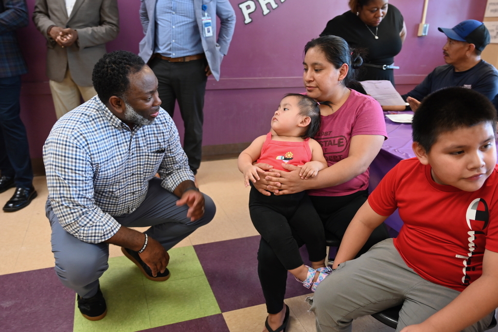 Board Member Derrick Billups and Inglenook families