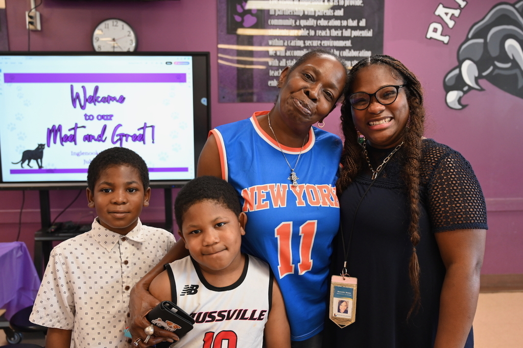 Mrs. Q. Mason and an Inglenook family