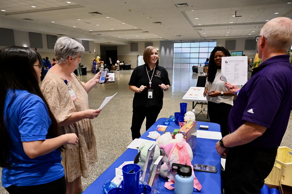 Social and Emotional Learning Team at Unhoused Strategies Resource Fair