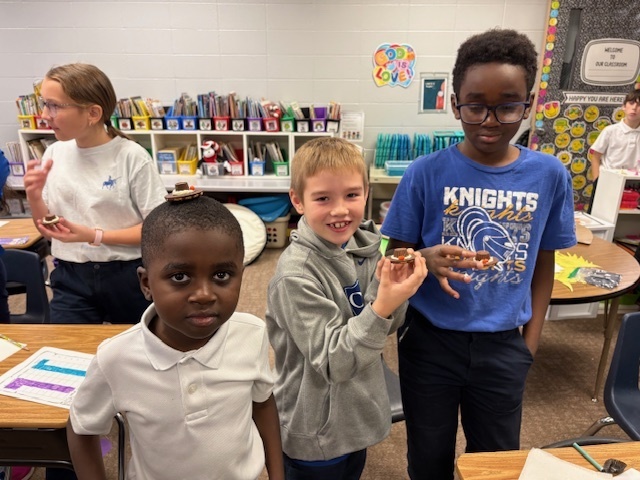 Thanksgiving buddies