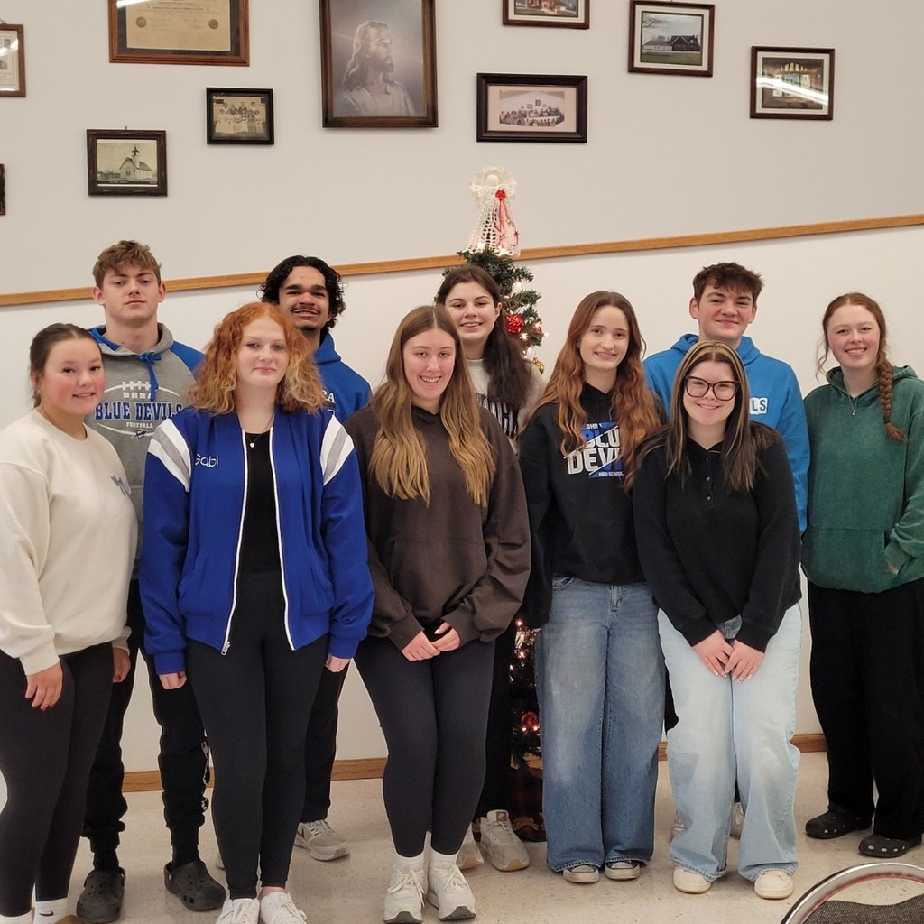 BHRA students volunteering at Bismarck United Methodist Church.