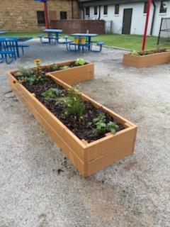 Pretty garden box