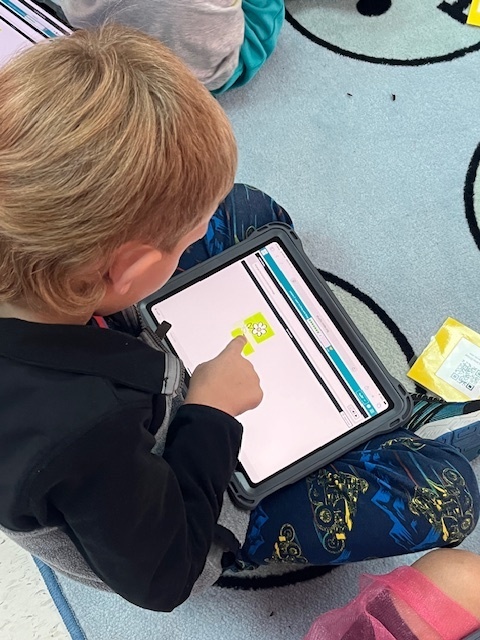 Coding in Spain's class