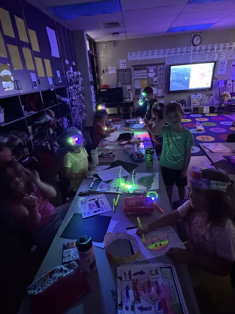Mrs. Welborn's 1st graders having glow day