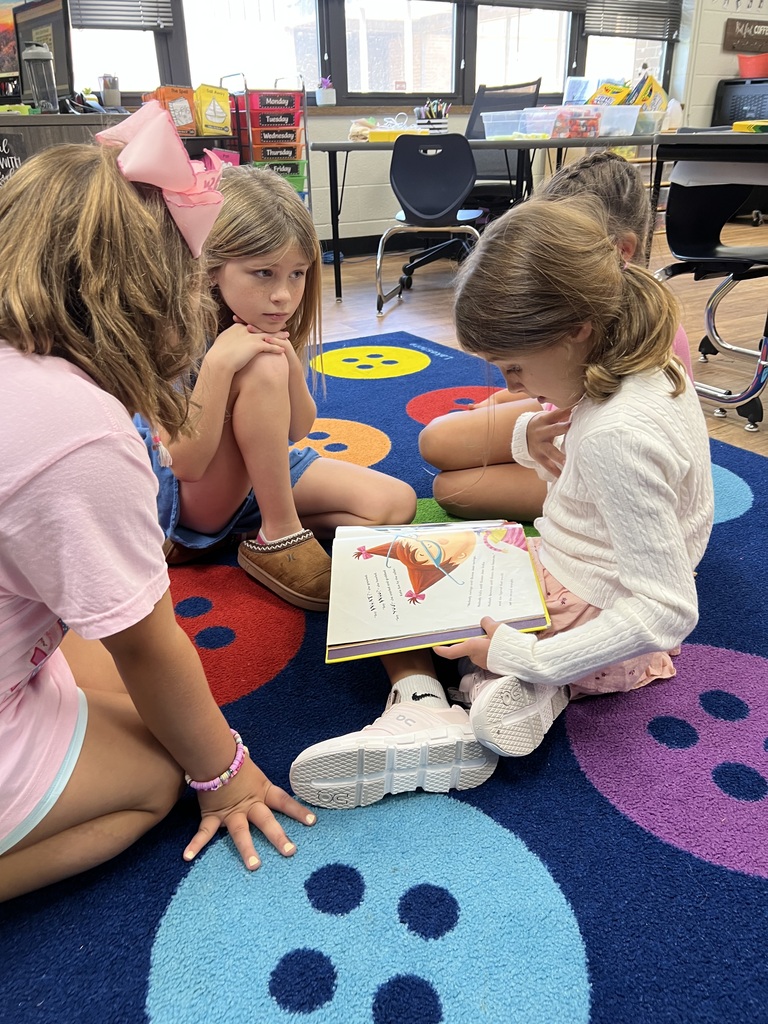 Reading with friends the 1st day