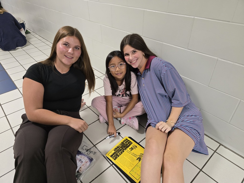 9th grade pen pals visit Ms. Hankins 2nd grade