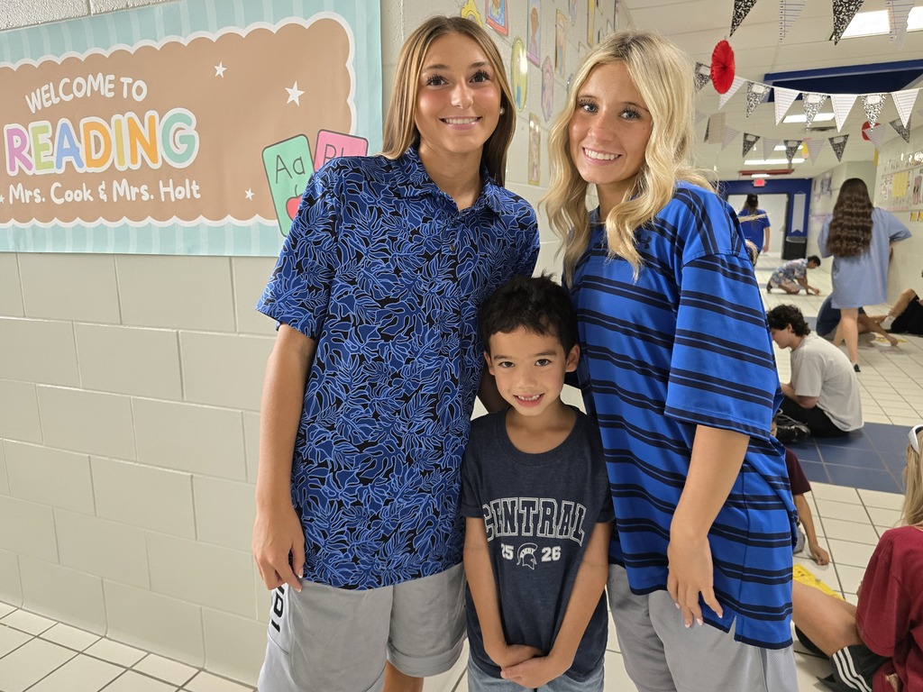 9th grade pen pals visit Ms. Hankins 2nd grade