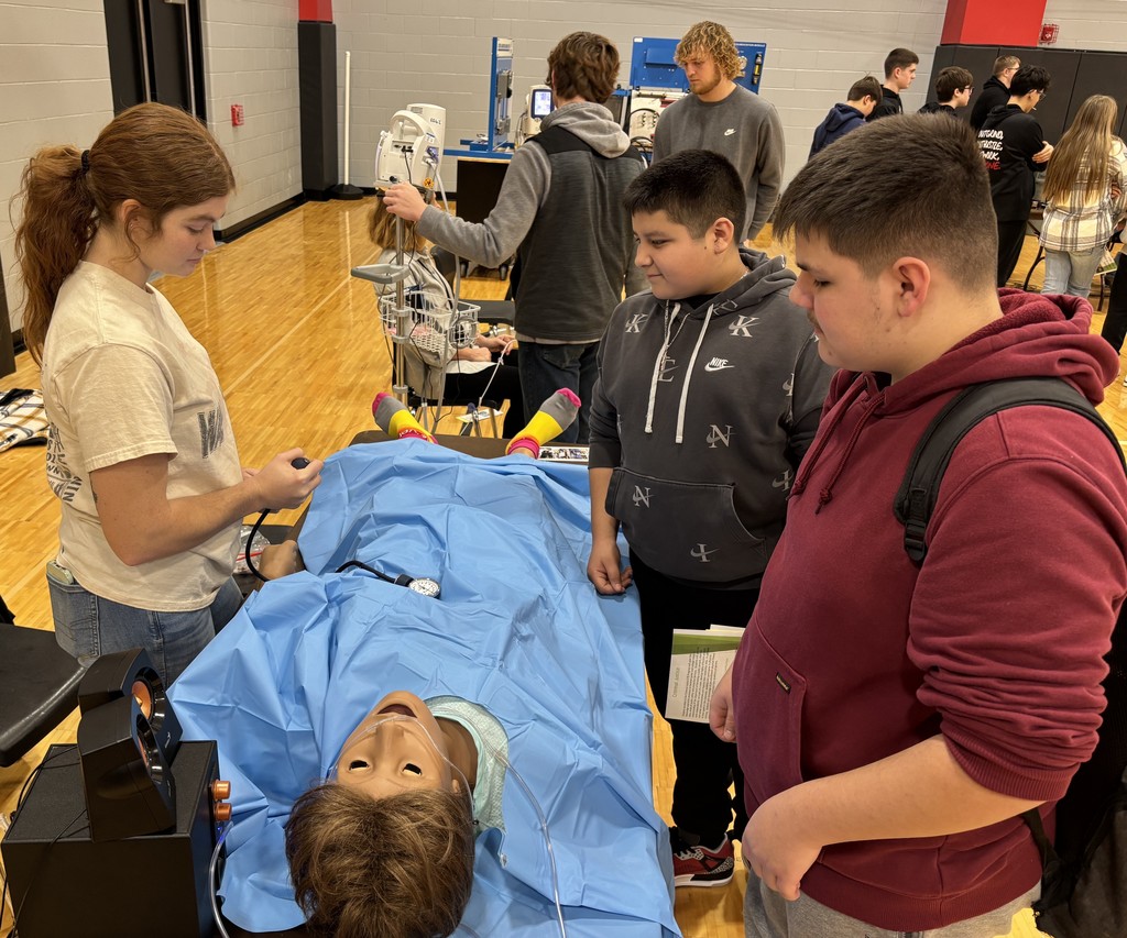 Students learn more about BJSHS classes