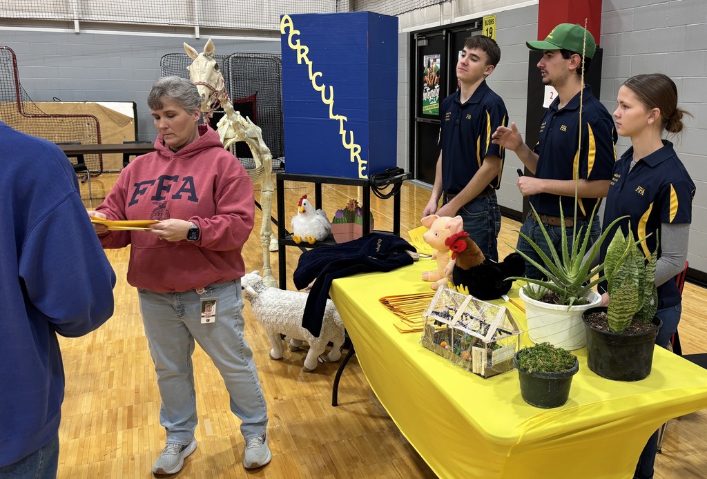 Students take part in BJSHS CTE Pathways and Elective Classes Expo
