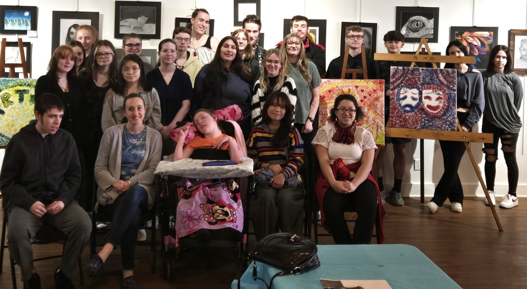 BJSHS Advanced Art class students take a fieldtrip to the Blackford Arts Center