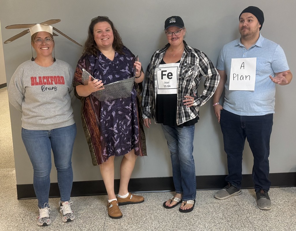 BJSHS staff participate in Rhyme without a Reason for Homecoming