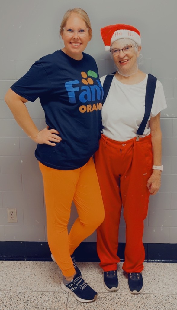 BJSHS Food Service has fun with Rhyme Without A Reason Homecoming Day