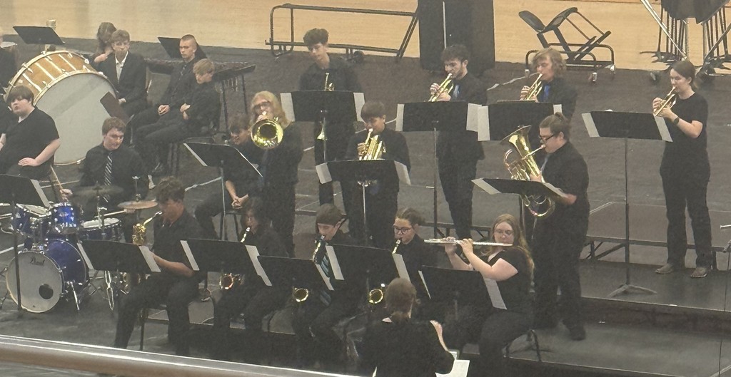 BJSHS Band performs during the fall concert