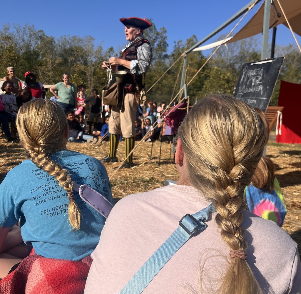 BIS students visit the Mississinewa 1812 Reenactment
