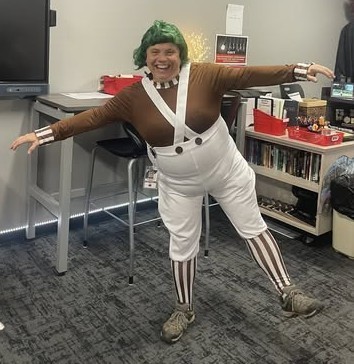 Jen Gallatin dresses up as an oompa loompa