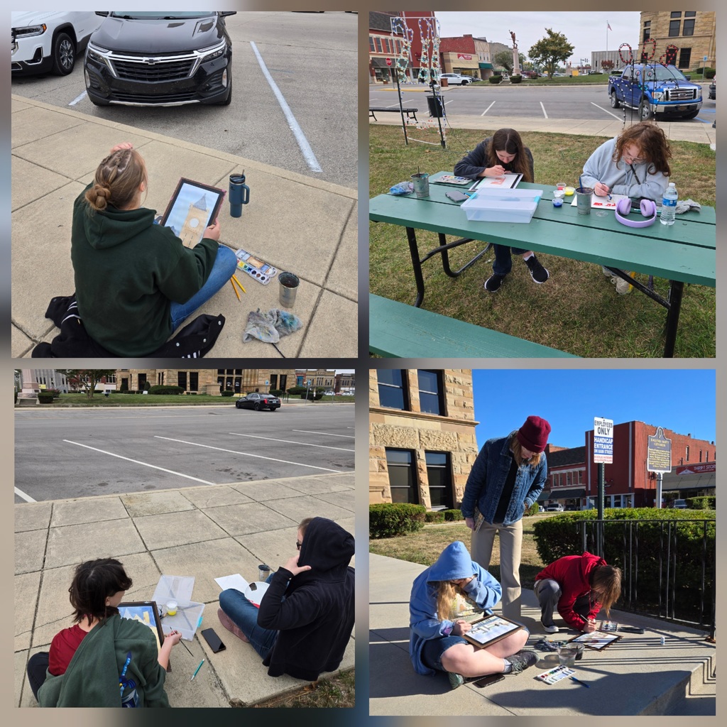 BJSHS Art students paint outdoors on the HC square