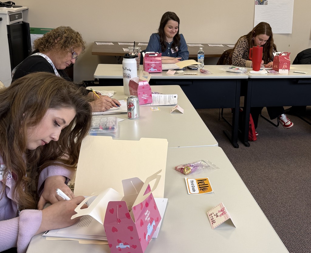 BCS teachers work on strategies to help students make the transition from 2nd to 3rd grade