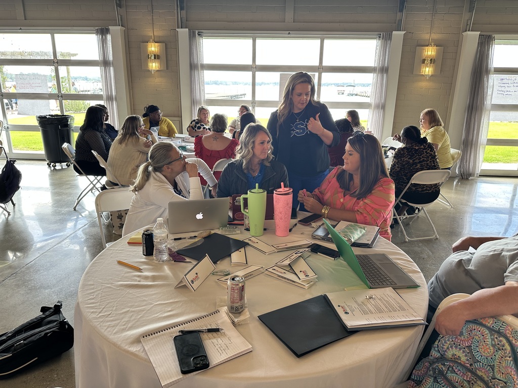 Clarkton School of Discovery team in discussion during the PLC session.