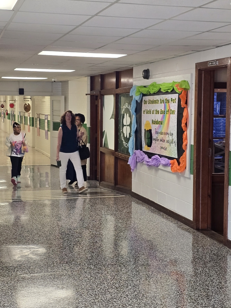 💚🌈 Day 2 and our Leprechaun smiles keep shining! 🍀 Learners to Leaders at Dublin Primary. ✨