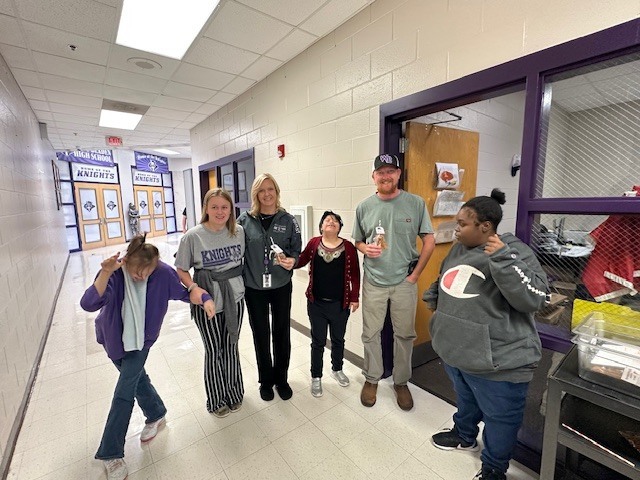 🎃 “Witching You a Happy Halloween!” 🧙♀️ Mrs. Jones’ class delivered some spooktacular treats to the faculty and staff this afternoon! The students had a wonderful time spreading Halloween cheer and showing their appreciation. Their smiles (and treats!) definitely cast a happy spell over West Bladen today! 👻🕸️🍬