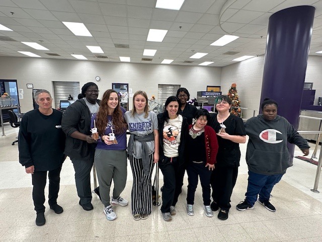 🎃 “Witching You a Happy Halloween!” 🧙♀️ Mrs. Jones’ class delivered some spooktacular treats to the faculty and staff this afternoon! The students had a wonderful time spreading Halloween cheer and showing their appreciation. Their smiles (and treats!) definitely cast a happy spell over West Bladen today! 👻🕸️🍬