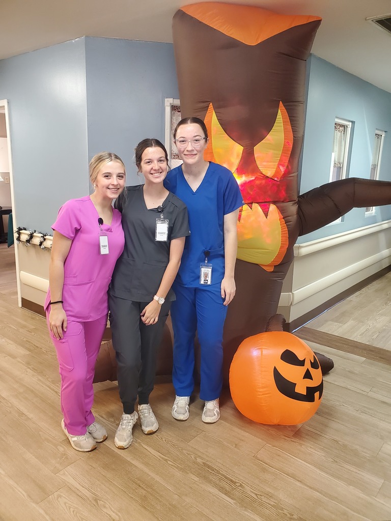 nurse aid students at nursing home