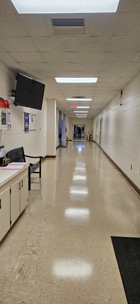 Hallway to Cafeteria & Grades 1 & 2 from main office