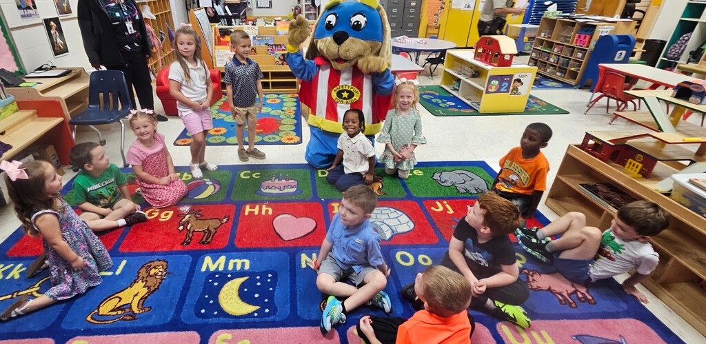 BPS students with BCSD Safety Pup