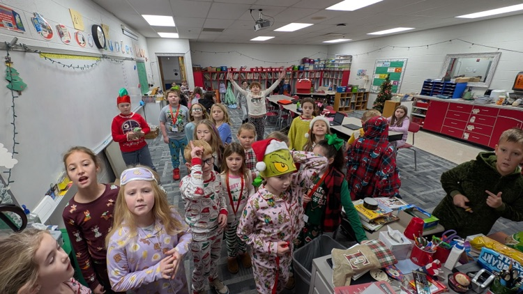 Elementary Christmas 2025 1