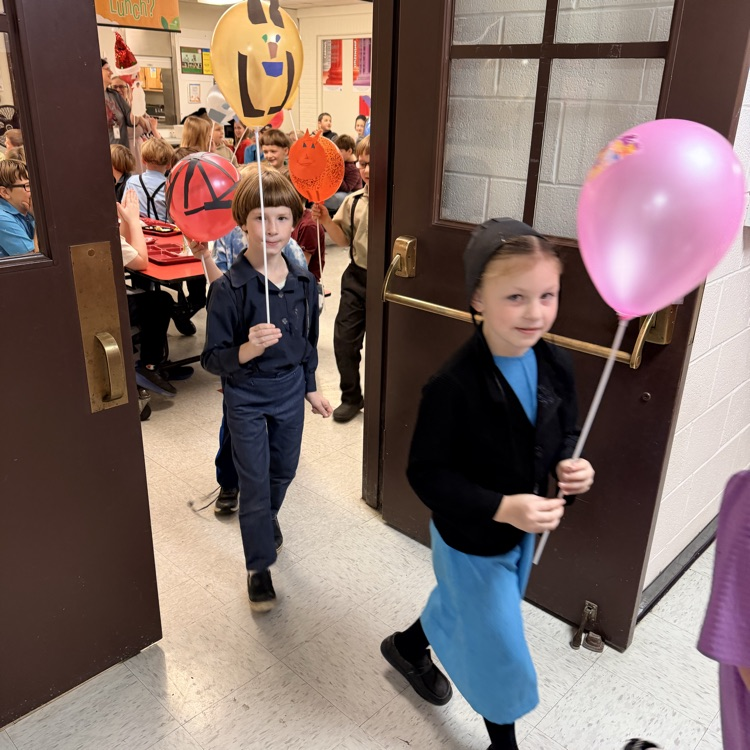 First grade Thanksgiving Parade 