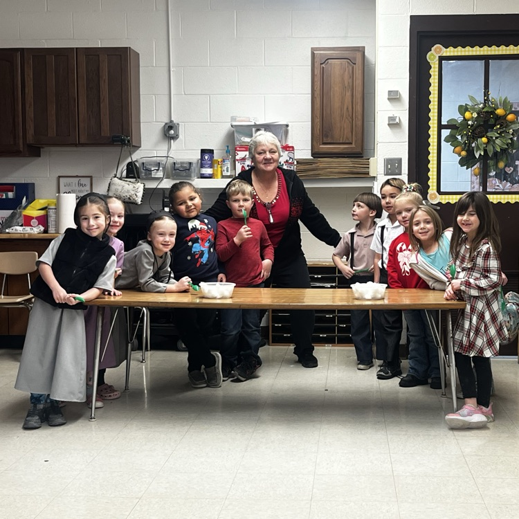 Holiday games between Preschool and Kindergarten 