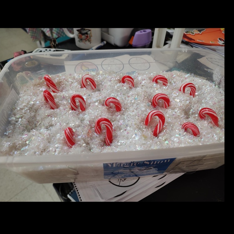 candy cane fun in preschool 
