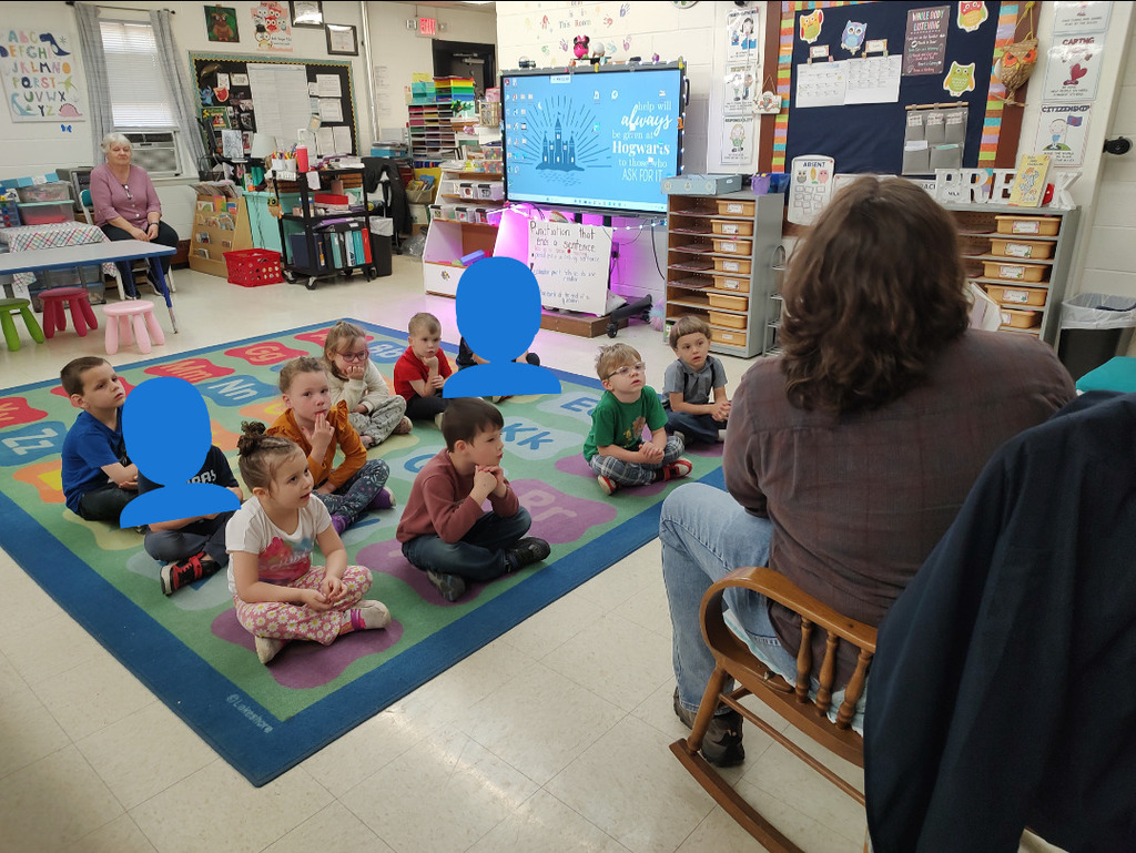 Mahoning Valley Historical Society vising Preschool