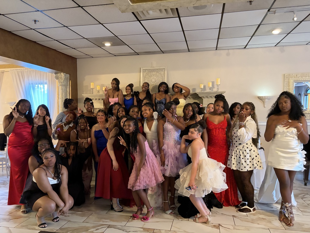 8th graders at the dinner dance