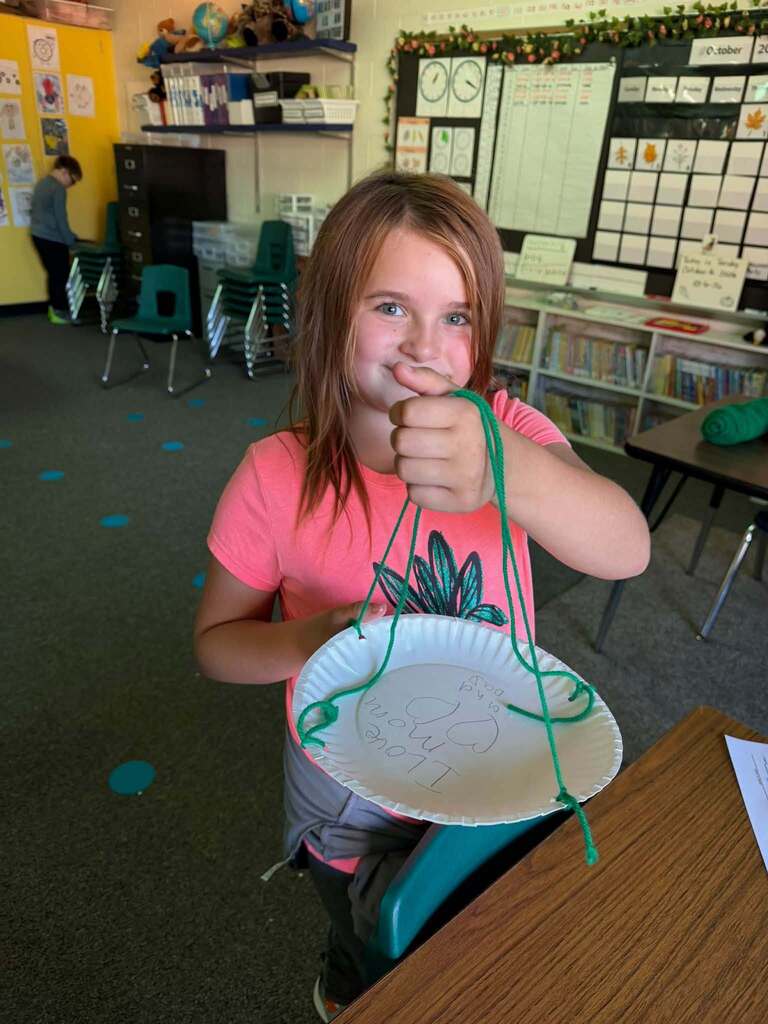bird feeders in school project