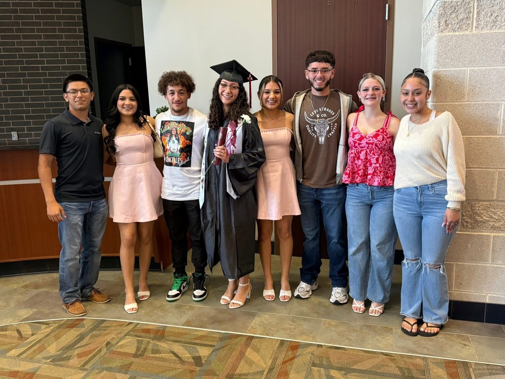 group grad photo