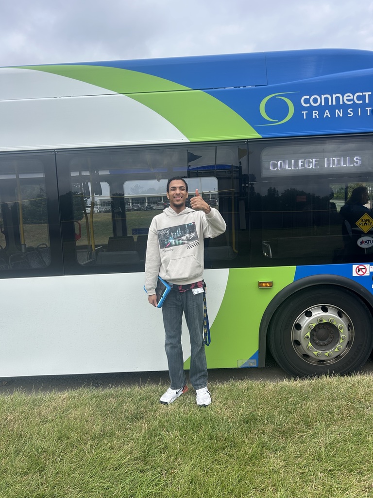 Rise Students using public transportation