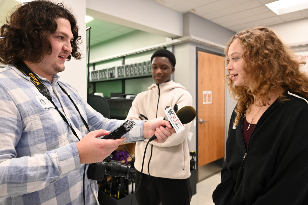 WGLT interviewing Raider Media