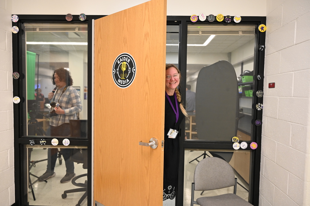 WGLT interviewing Raider Media