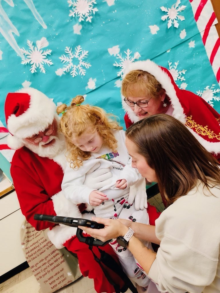 DLP students with Mr. and Mrs. Claus