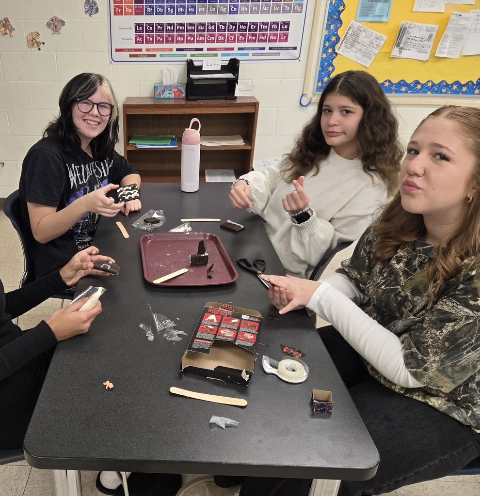Gingerbread house making at BJHS