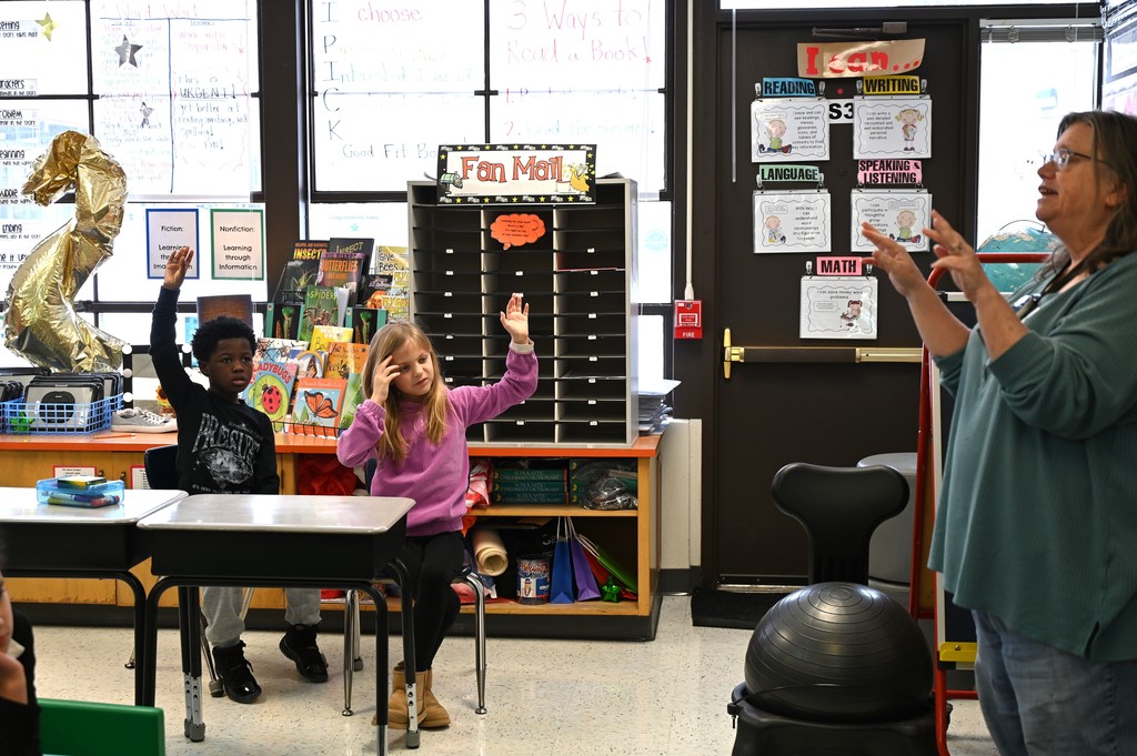 praying mantis in 2M