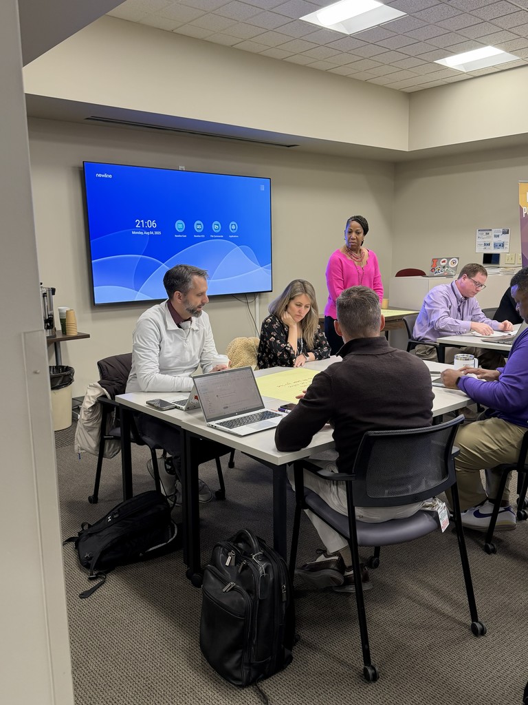 Admin working together