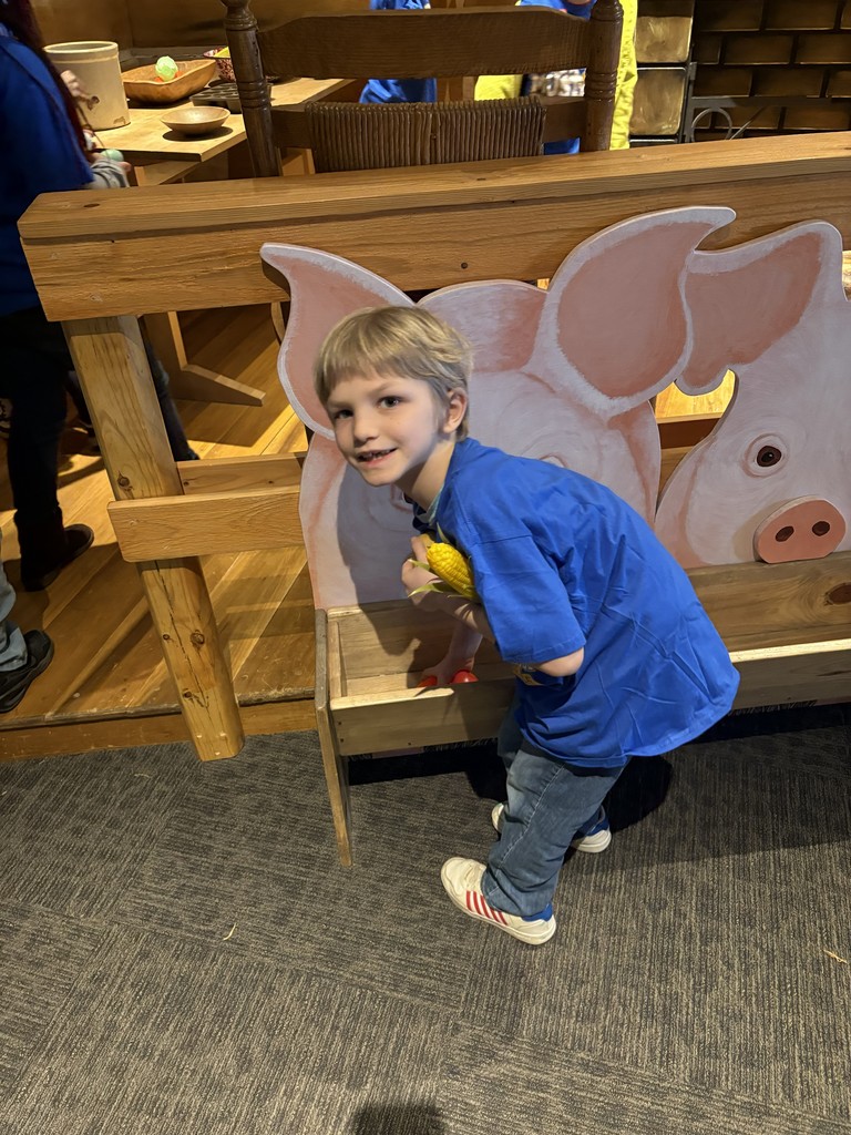 Irving Mustangs field trip at the Mclean County History Museum