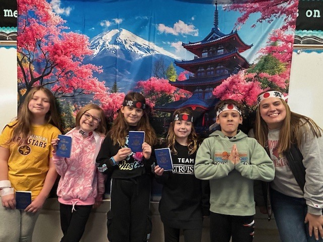 Bent 4th grade quarter party