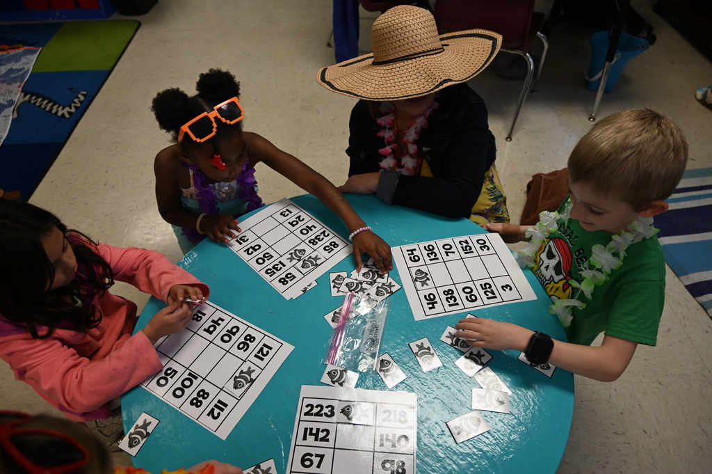 Beach time with Mrs. Gunz!