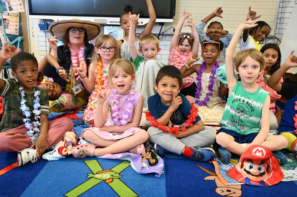 Beach time with Mrs. Gunz!