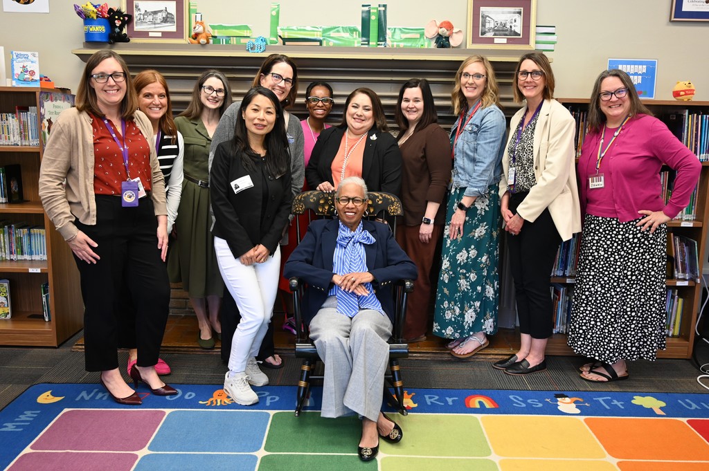 Dr. Gloria Laden-Billings