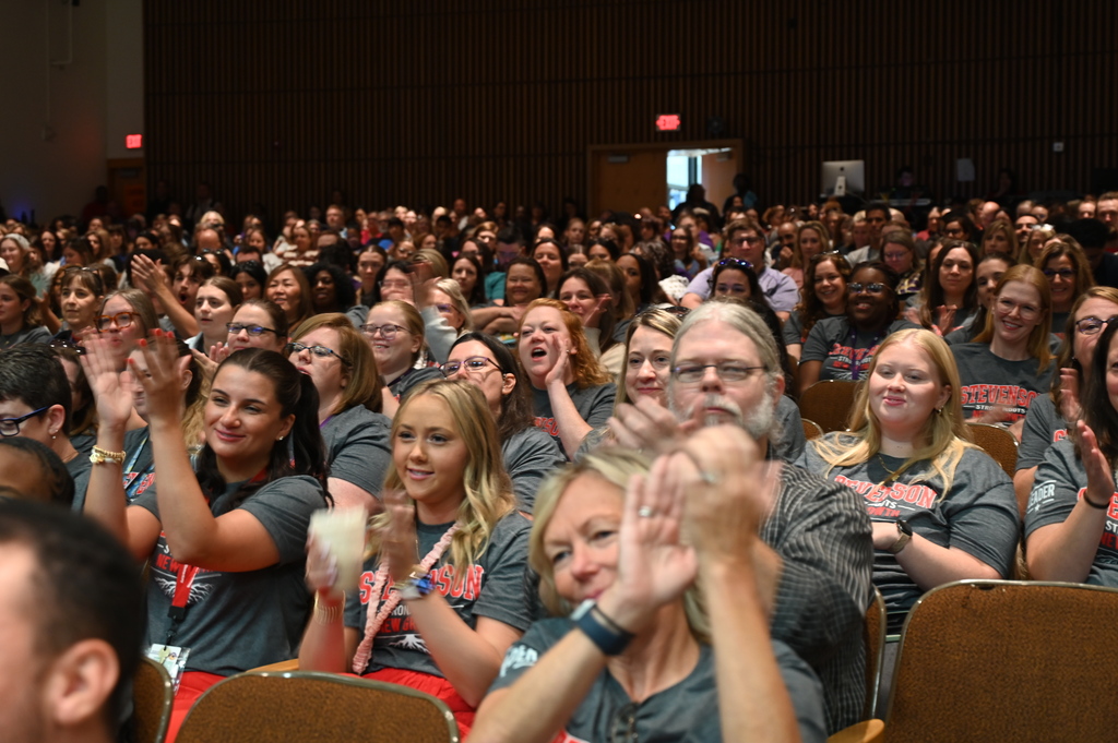 D87 All Staff Back